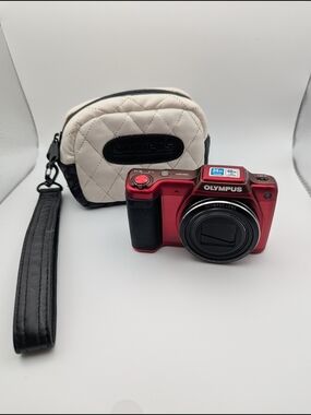 Olympus Red Stylus SZ15 Digital Camera With Battery, Memory Card And Case